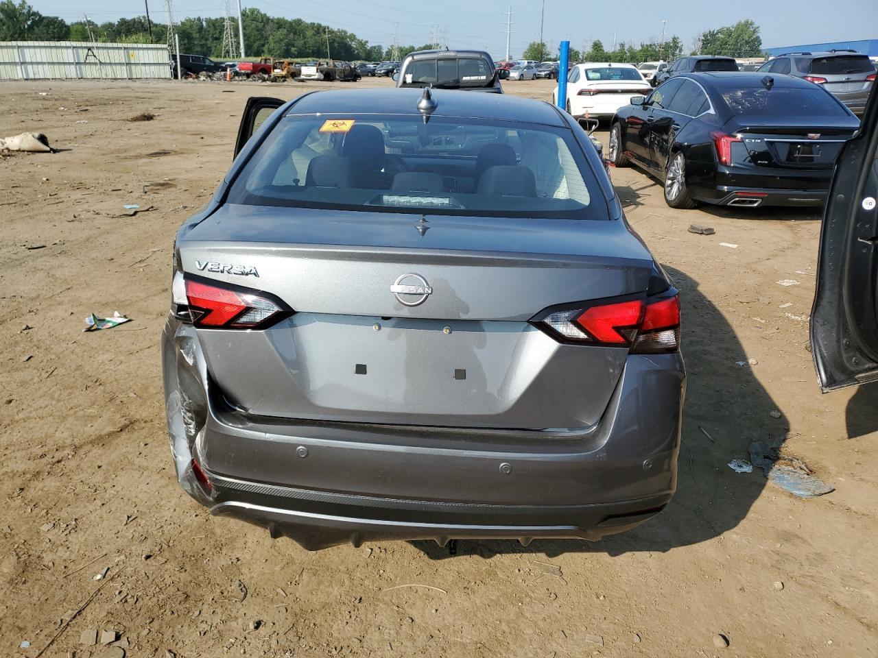 2025 NISSAN VERSA