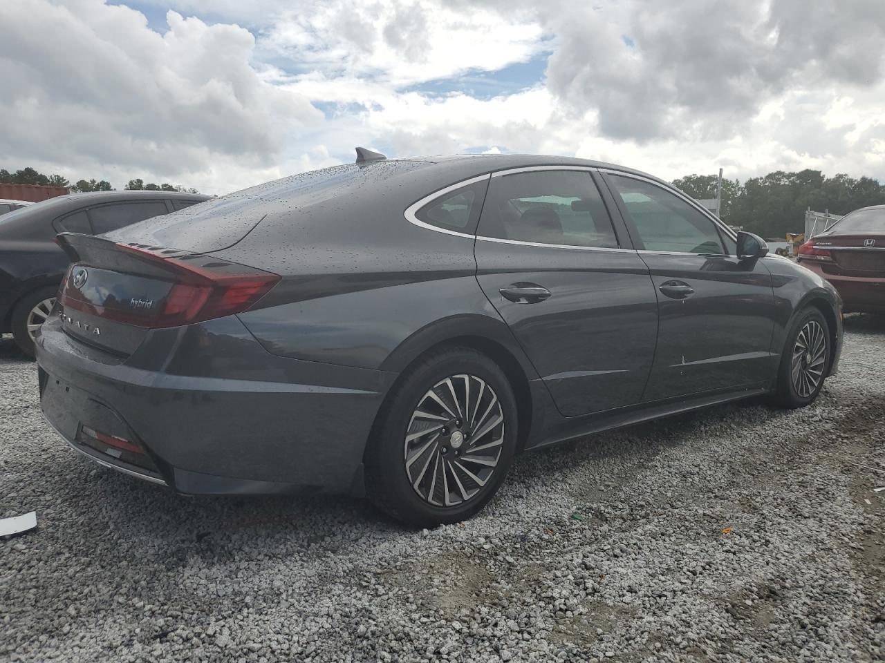 2022 HYUNDAI SONATA