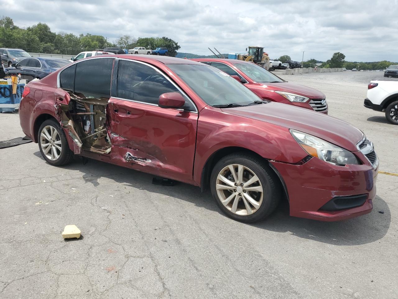 2013 SUBARU Legacy