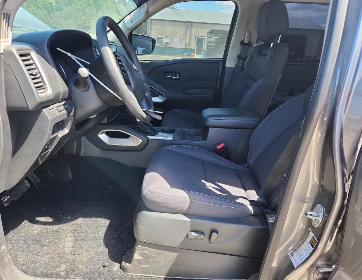 2024 NISSAN Frontier