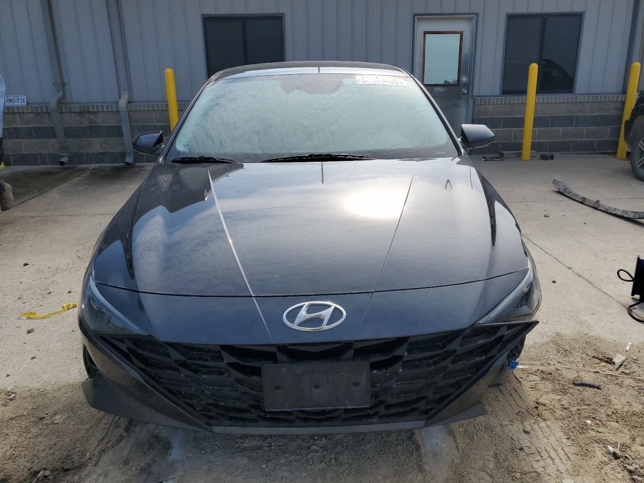 2022 HYUNDAI ELANTRA