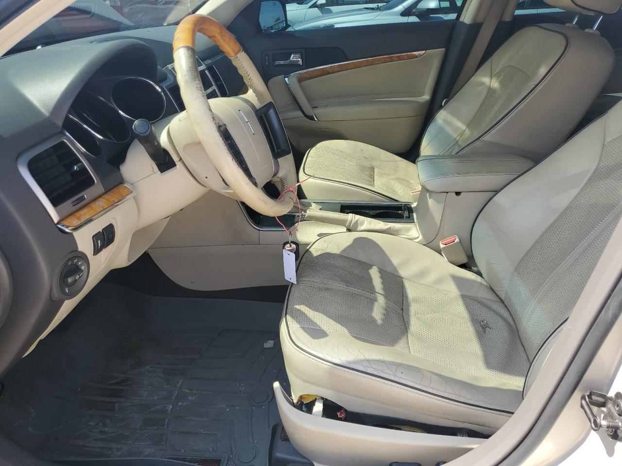 2010 LINCOLN MKZ