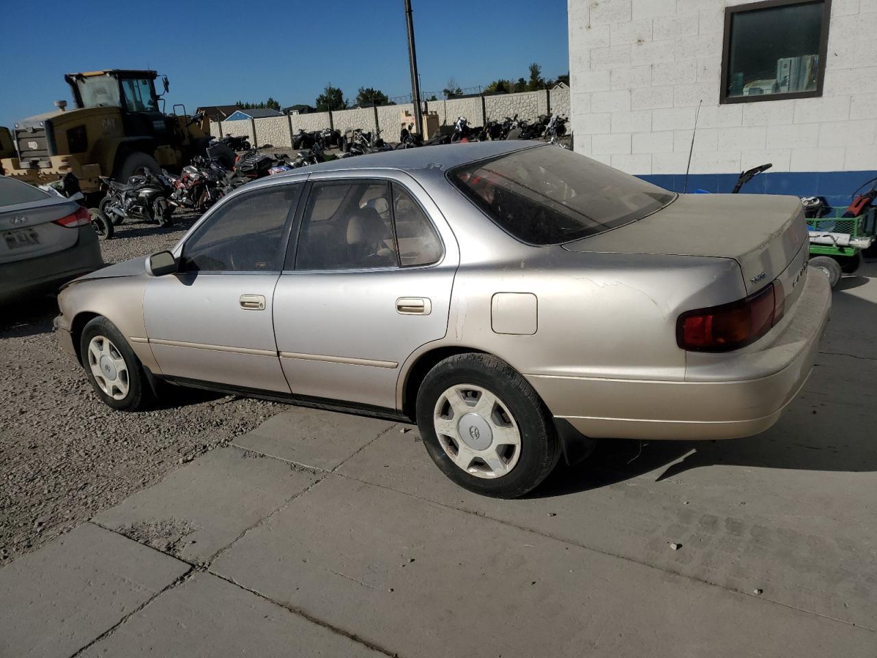 1995 TOYOTA CAMRY