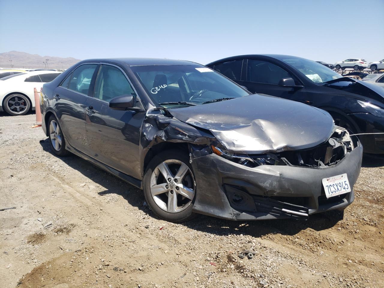 2014 TOYOTA CAMRY