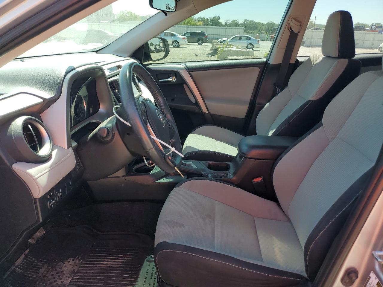2016 TOYOTA RAV4
