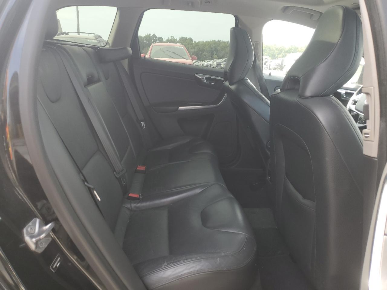 2014 VOLVO XC60