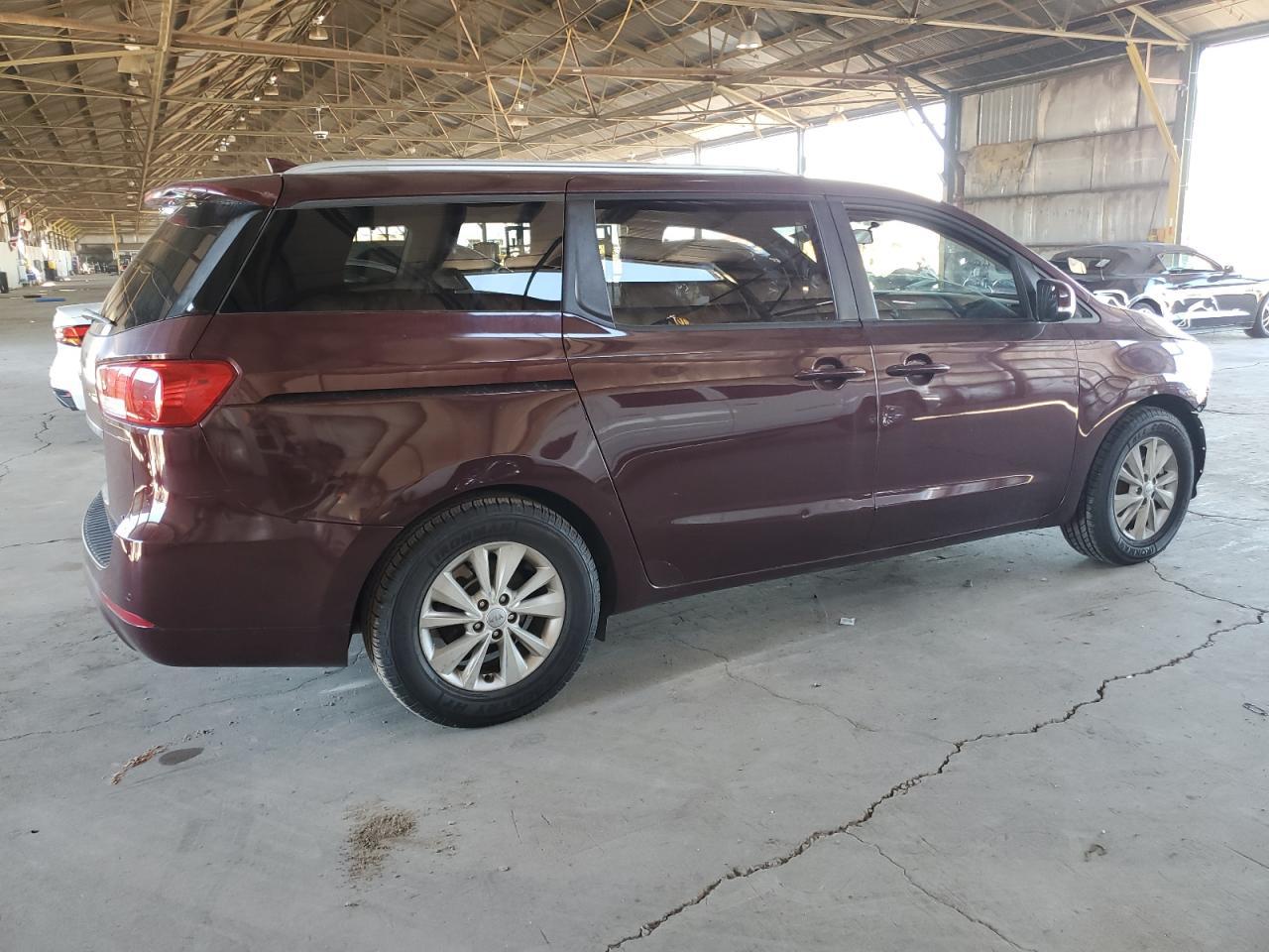 2016 KIA SEDONA