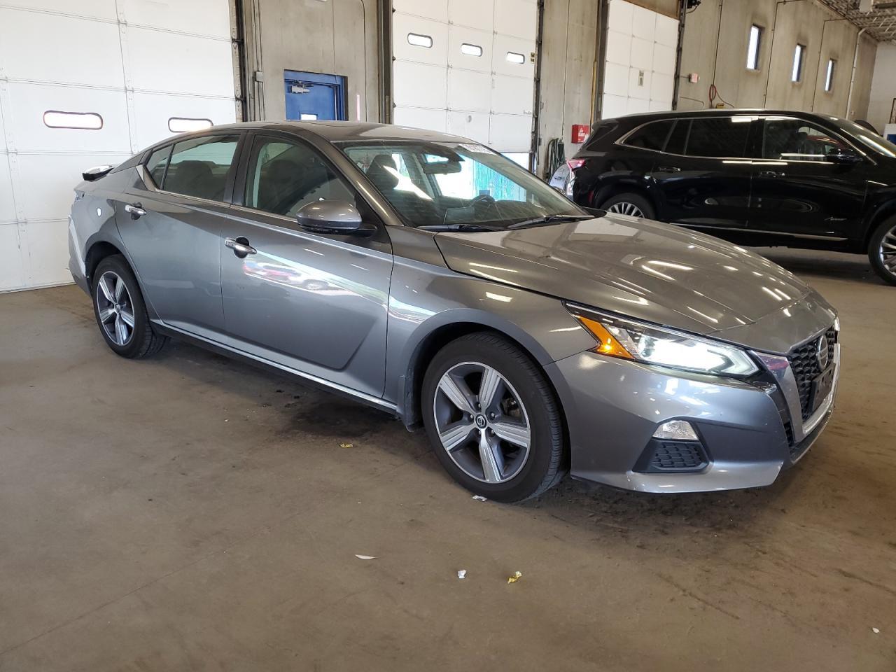 2022 NISSAN ALTIMA