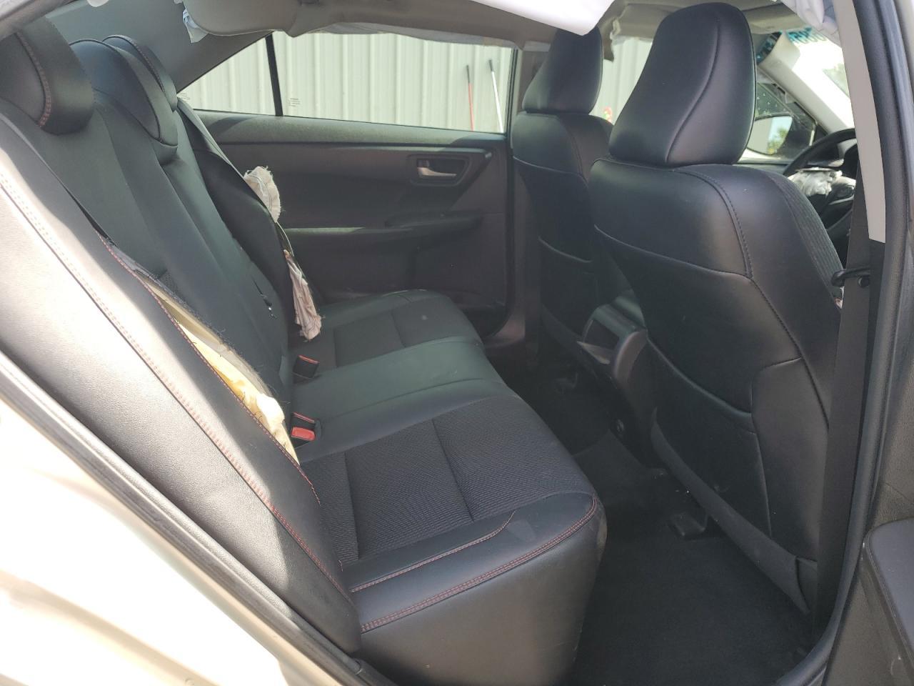 2017 TOYOTA CAMRY
