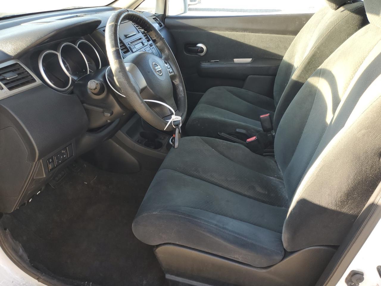 2010 NISSAN VERSA