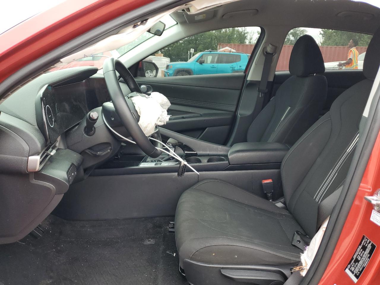 2023 HYUNDAI ELANTRA