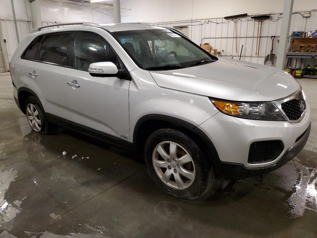 2013 KIA SORENTO