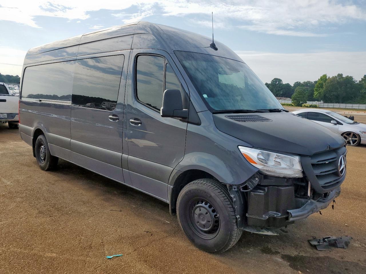 2024 MERCEDES-BENZ Sprinter