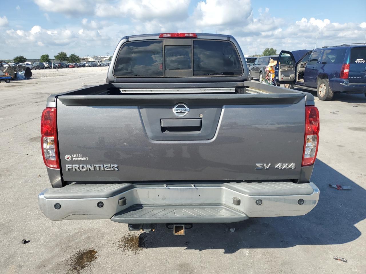 2021 NISSAN Frontier
