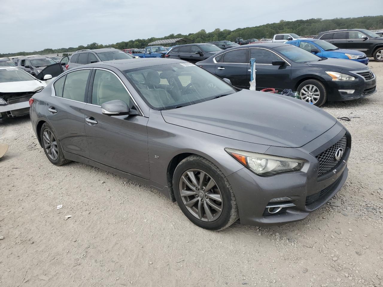 2014 INFINITI Q50