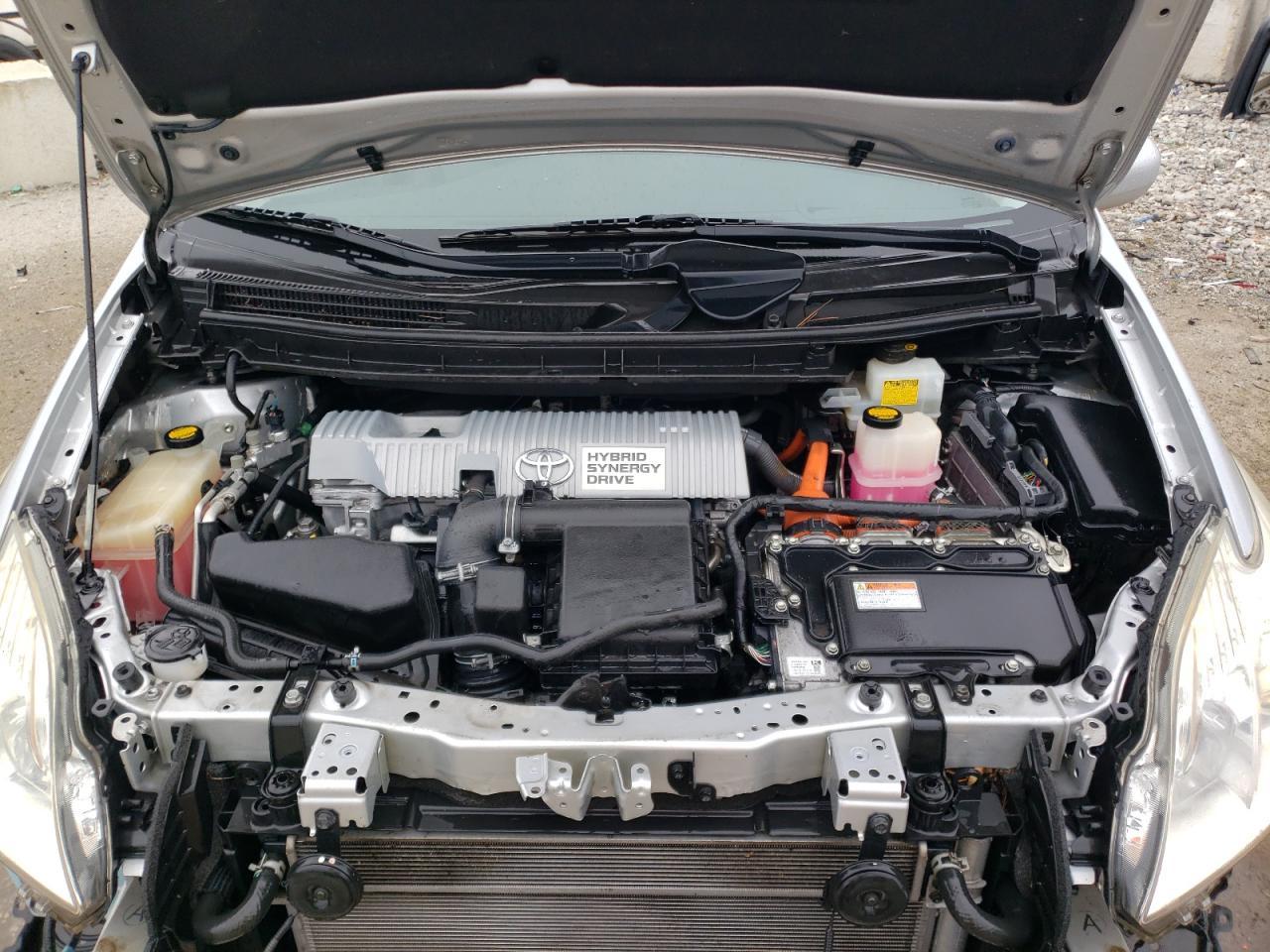 2013 TOYOTA PRIUS