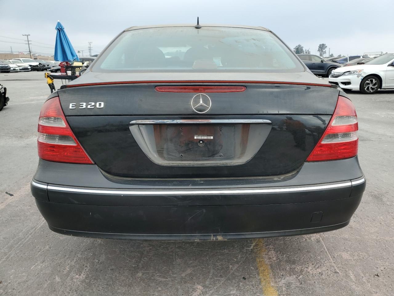 2004 MERCEDES-BENZ E-Class