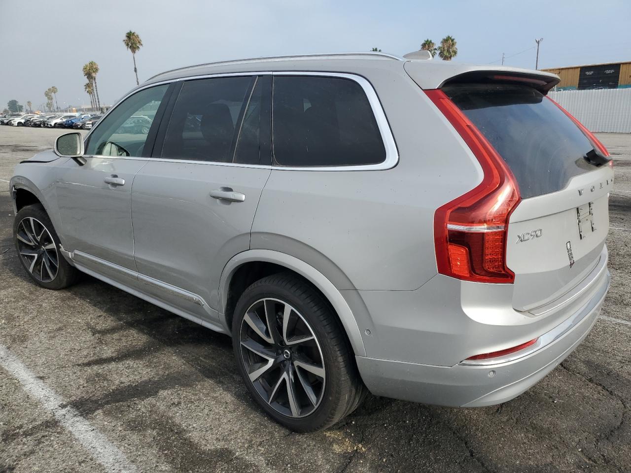 2024 VOLVO XC90