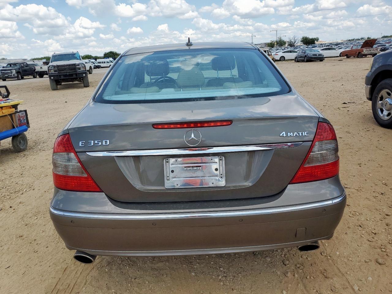 2008 MERCEDES-BENZ E-Class
