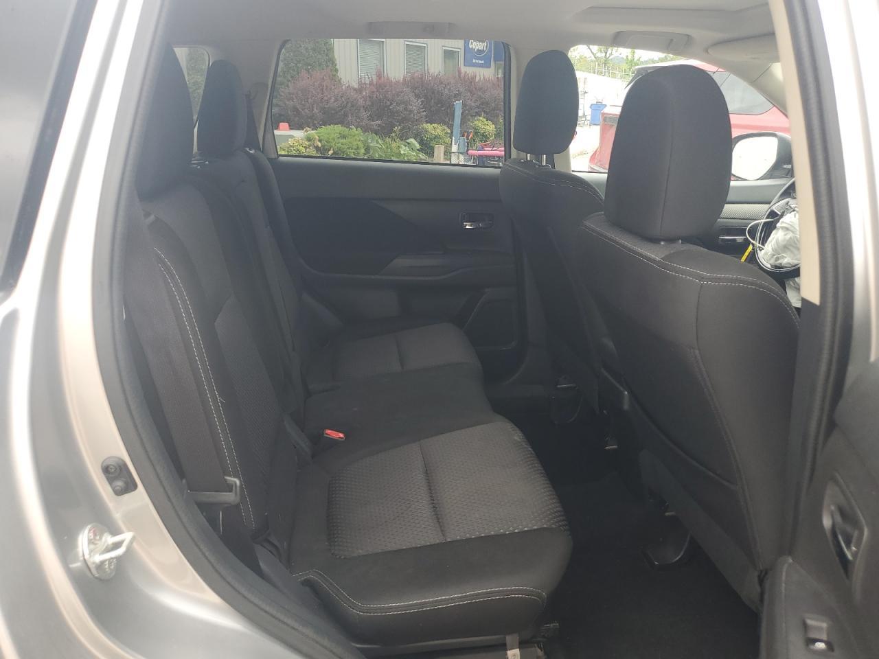 2018 MITSUBISHI outlander