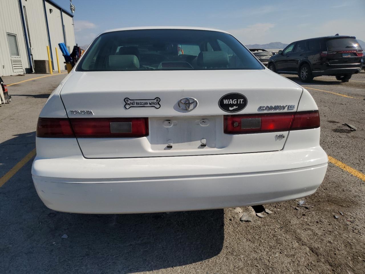 1998 TOYOTA CAMRY
