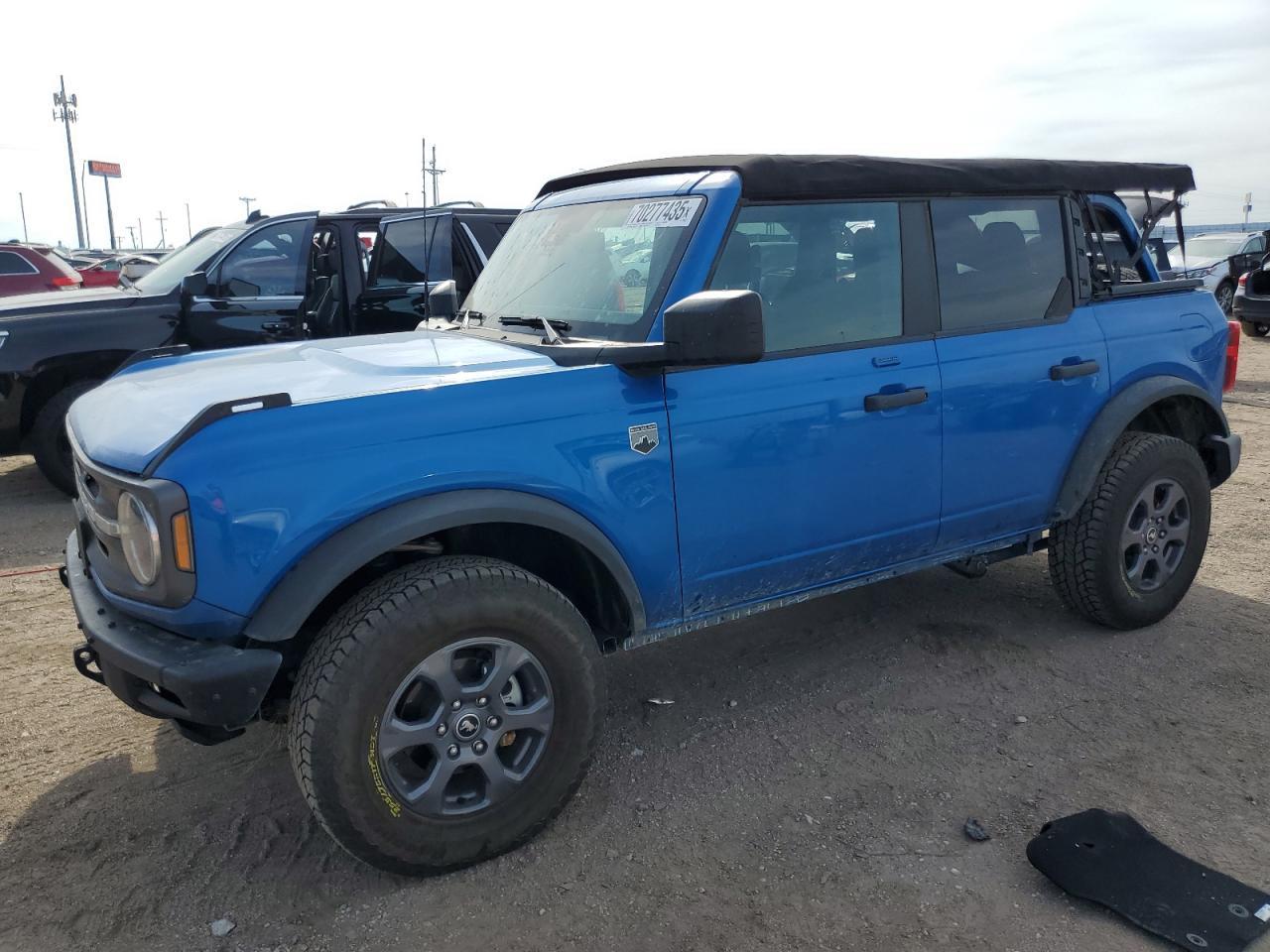 2022 FORD Bronco