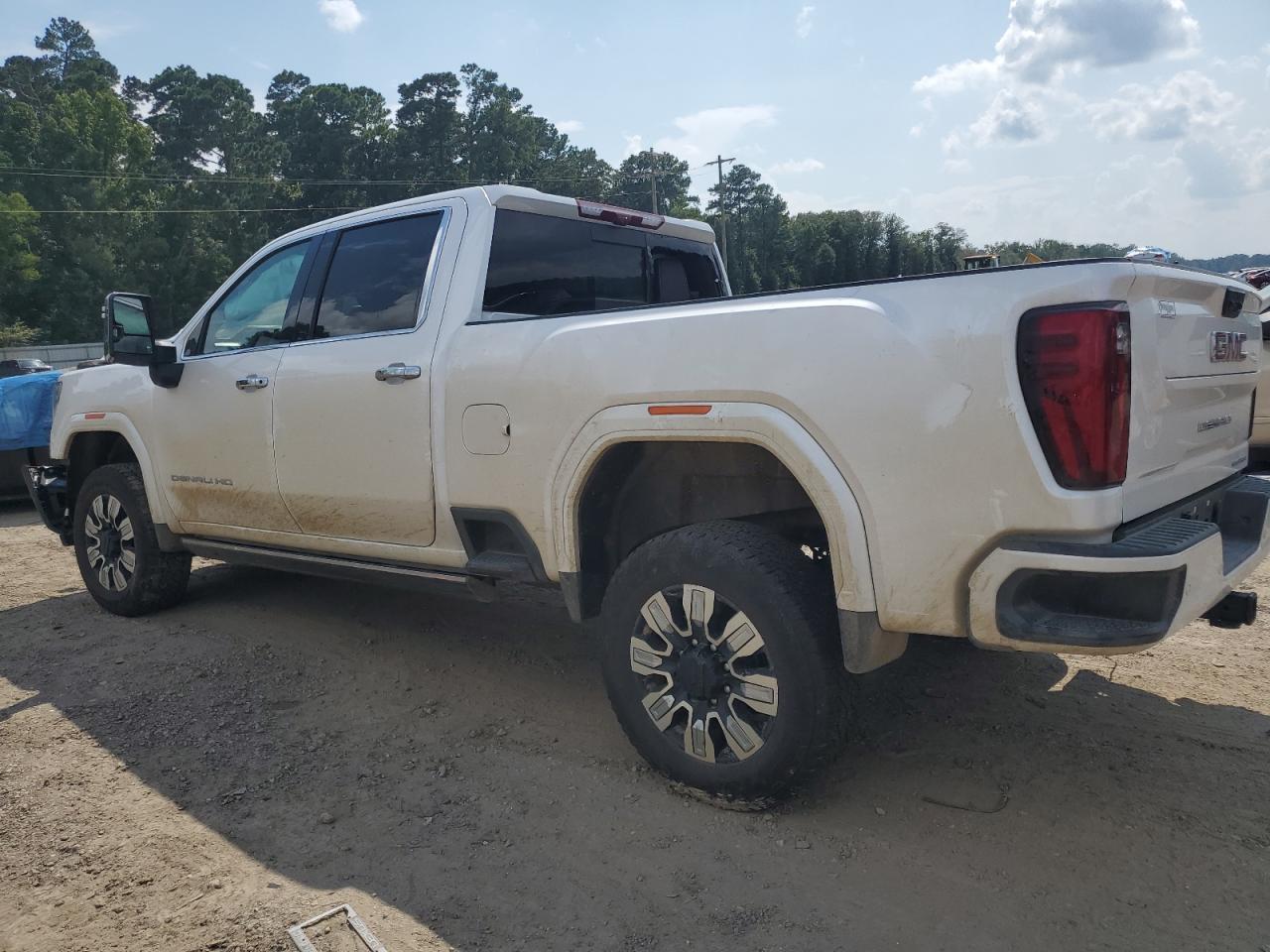 2025 GMC Sierra