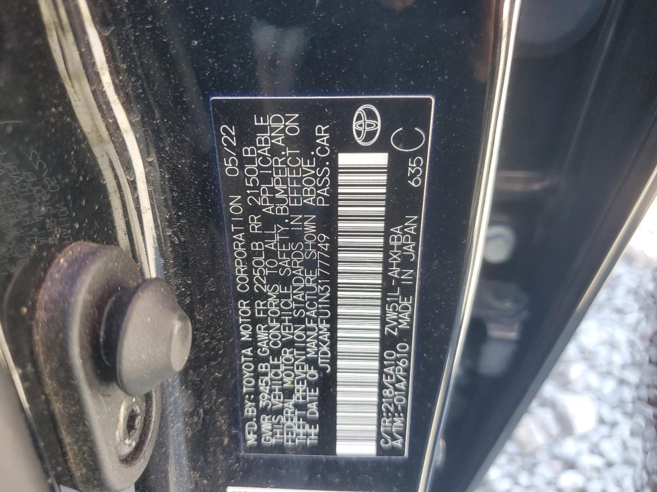 2022 TOYOTA PRIUS