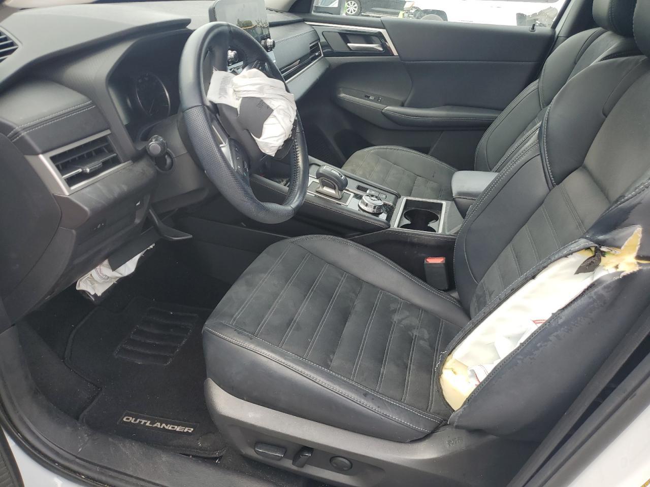 2022 MITSUBISHI outlander