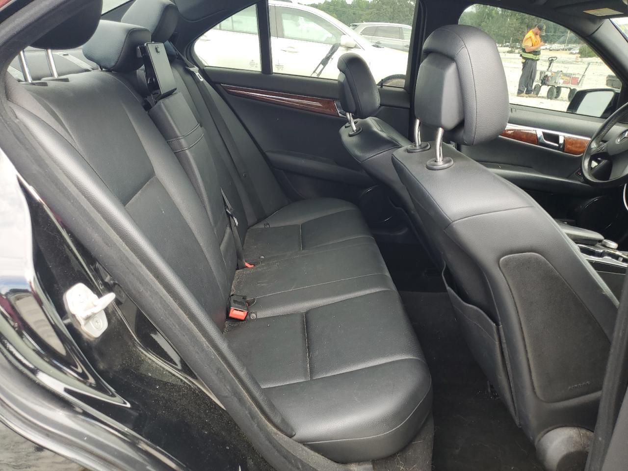 2011 MERCEDES-BENZ C-CLASS