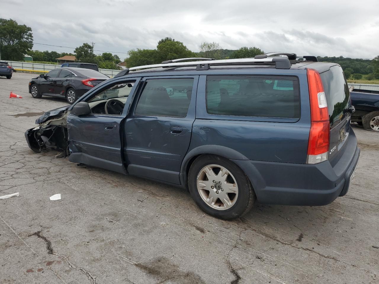 2006 VOLVO XC70