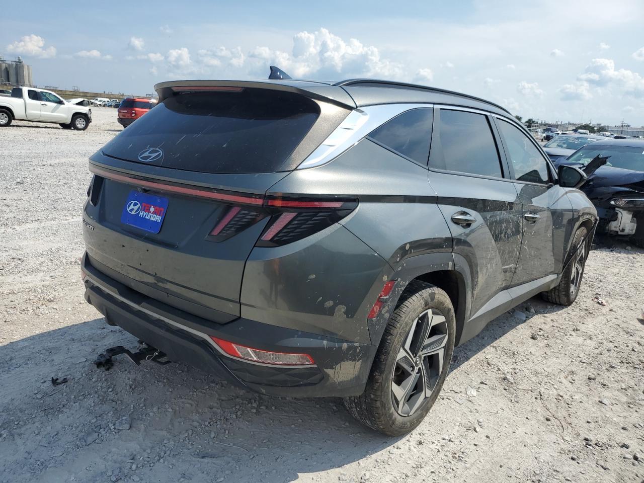 2022 HYUNDAI TUCSON