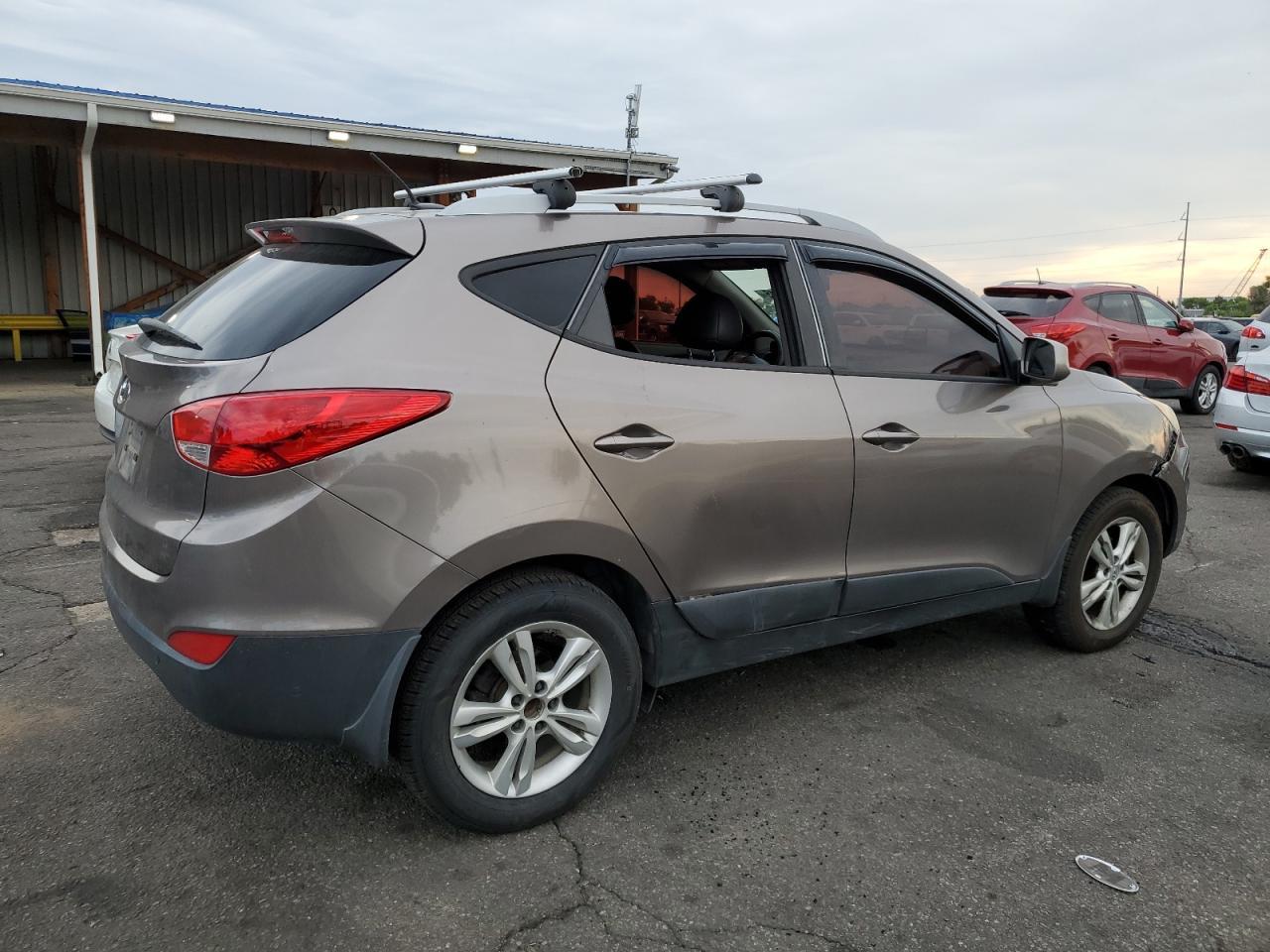 2011 HYUNDAI TUCSON