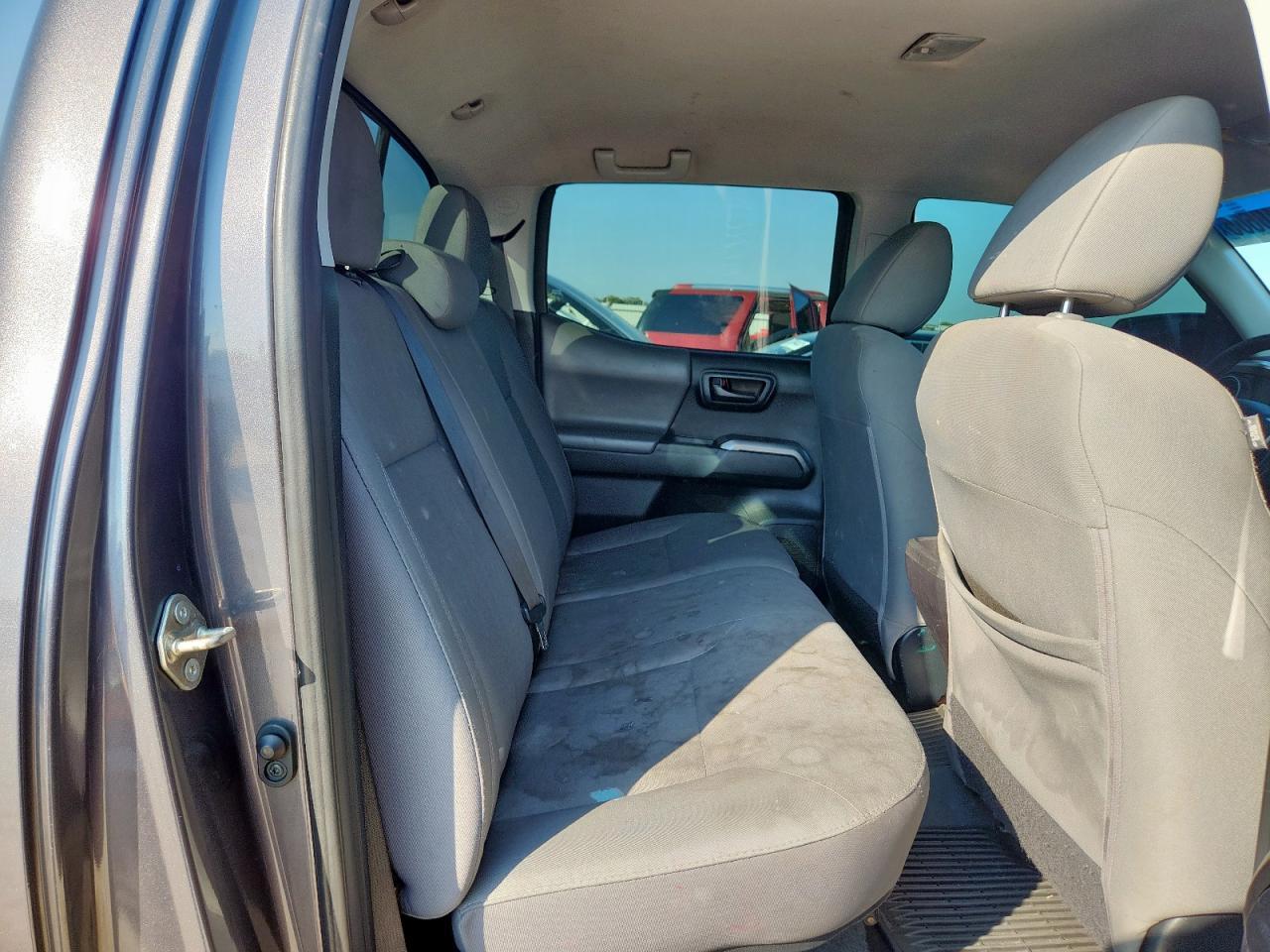 2016 TOYOTA TACOMA