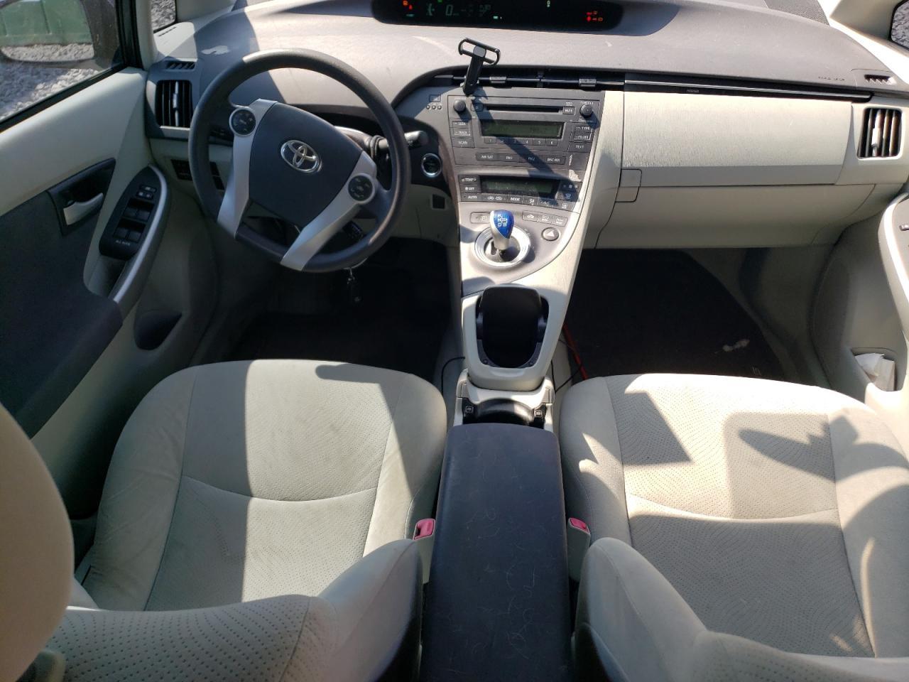 2011 TOYOTA PRIUS