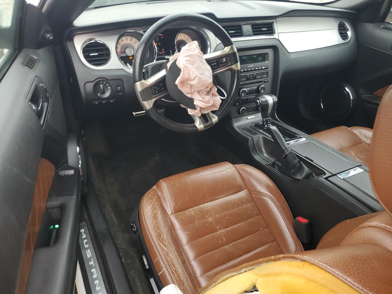2012 FORD MUSTANG