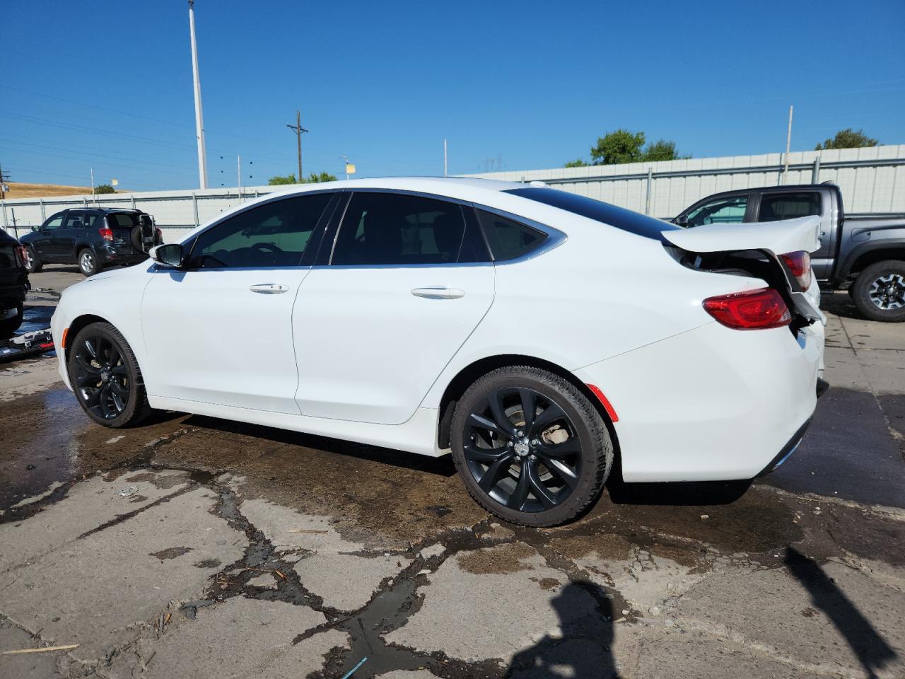 2015 CHRYSLER 200