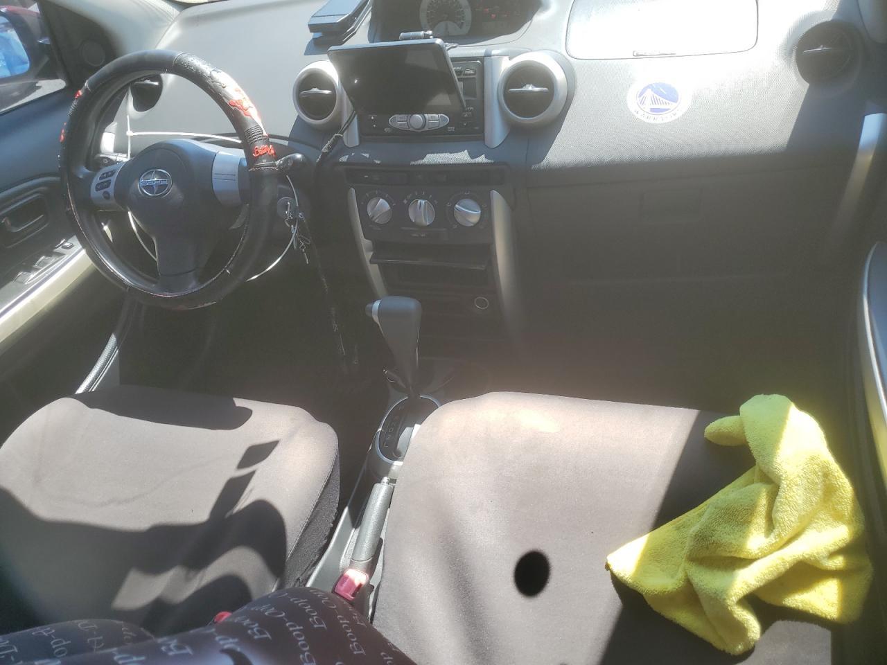 2006 TOYOTA SCION