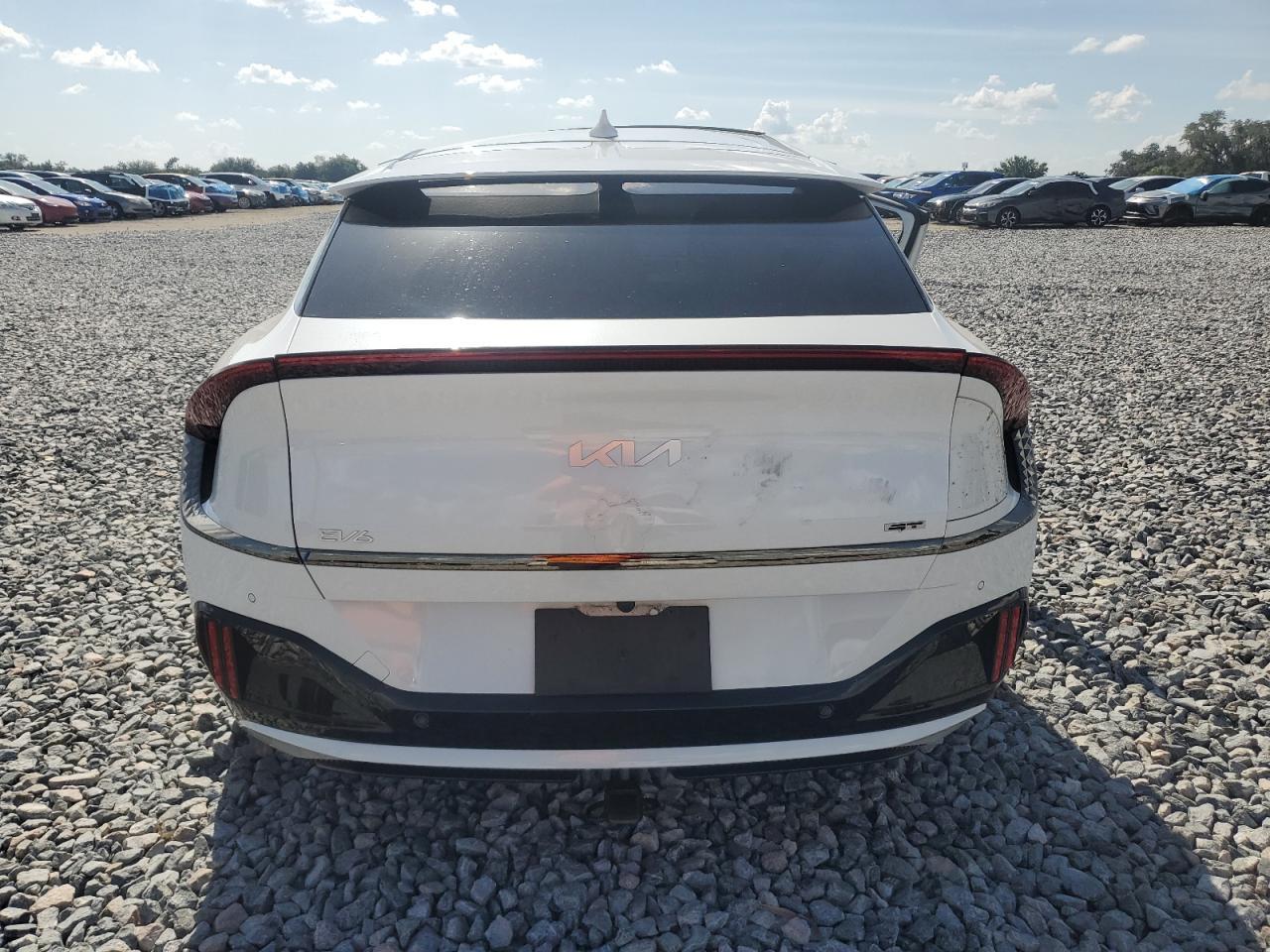 2023 KIA EV6