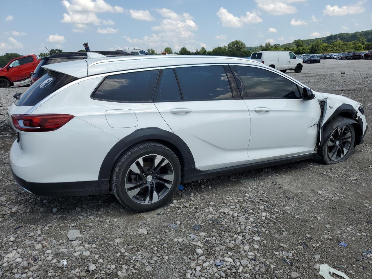 2019 BUICK Regal TourX