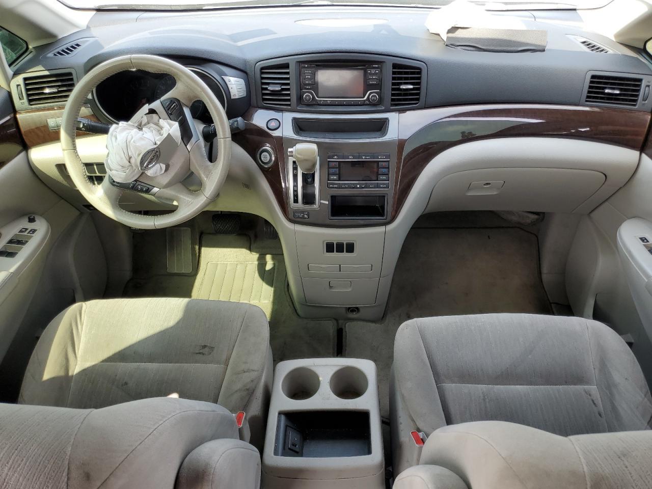 2015 NISSAN Quest