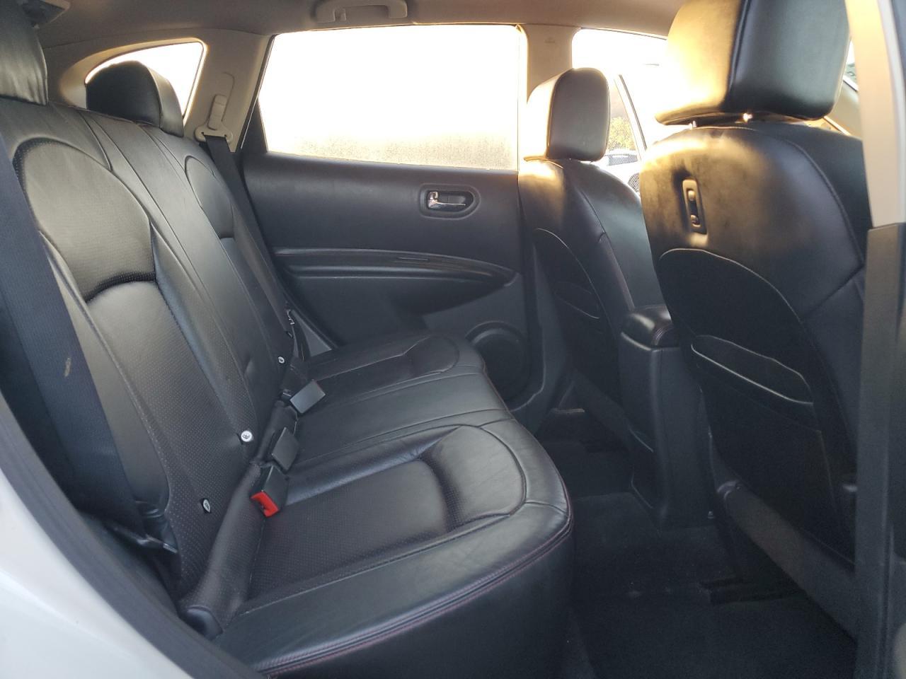 2010 NISSAN ROGUE