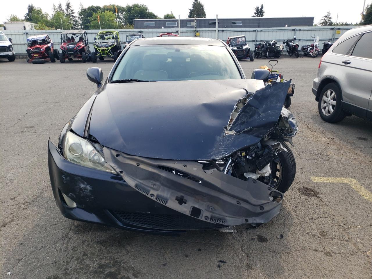 2006 LEXUS Is