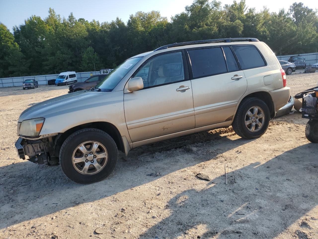 2004 TOYOTA HIGHLANDER