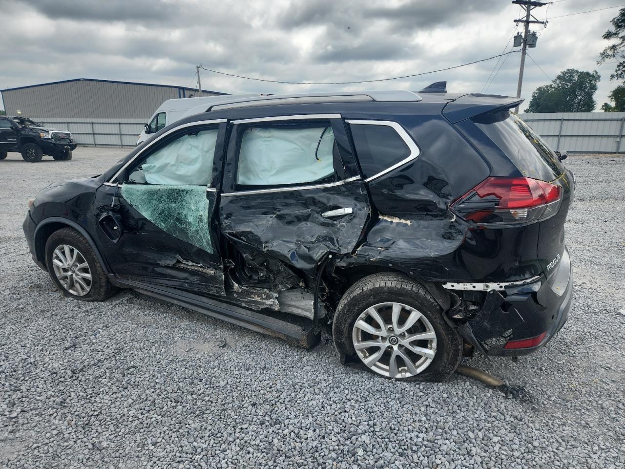 2019 NISSAN ROGUE