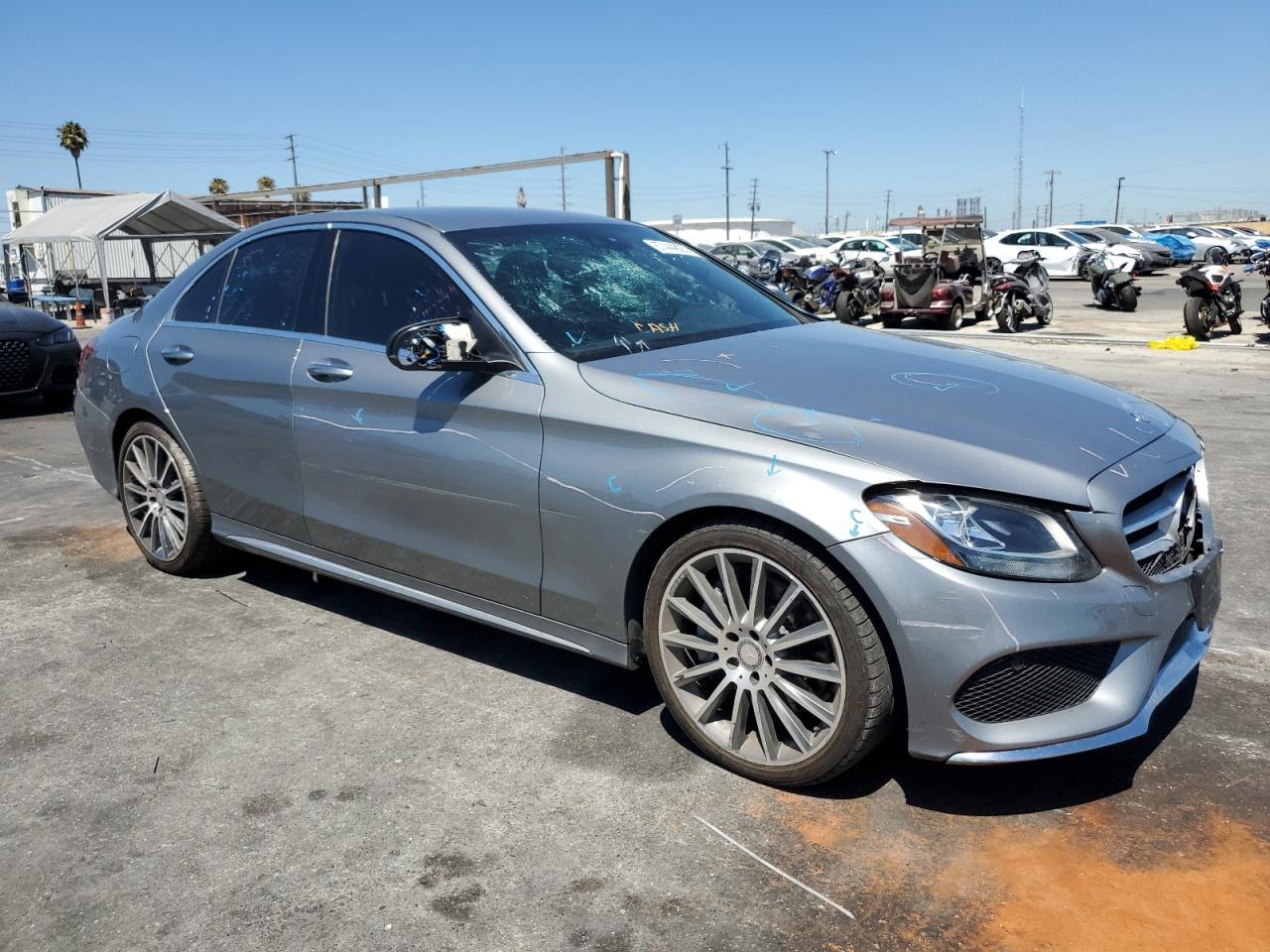 2016 MERCEDES-BENZ C-CLASS