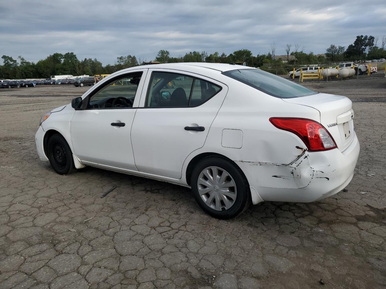 2014 NISSAN VERSA