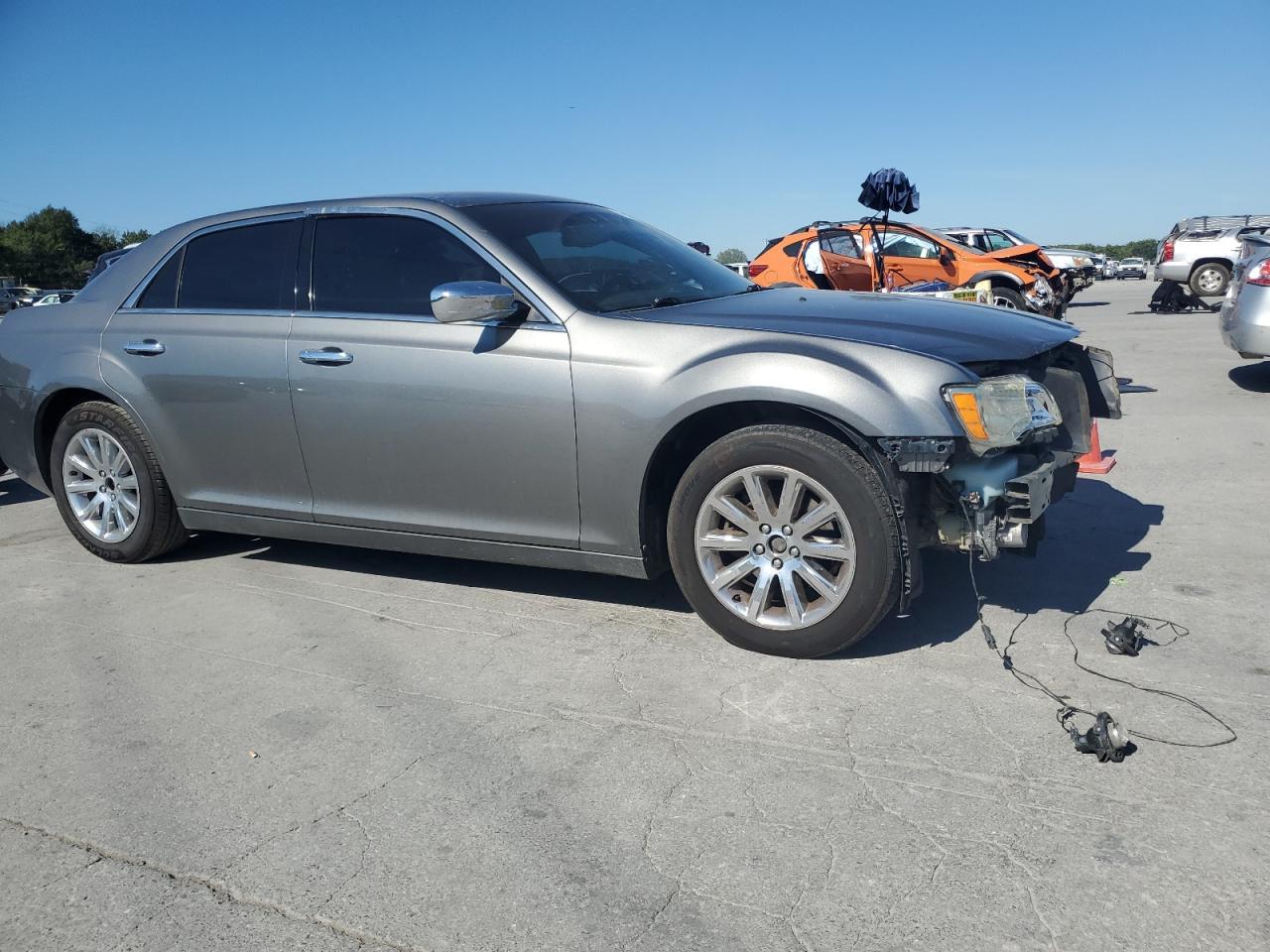 2011 CHRYSLER 300