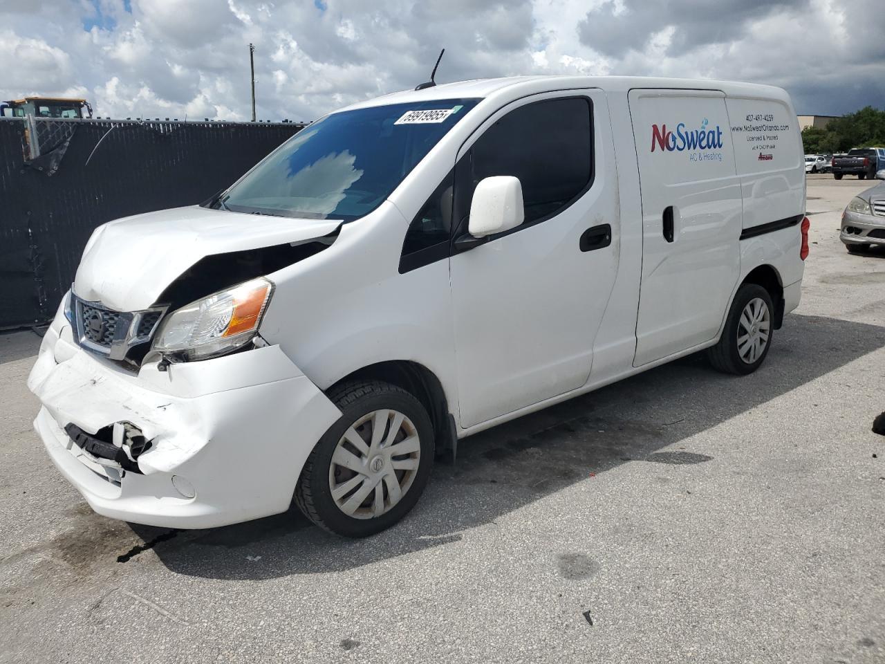 2017 NISSAN NV 200