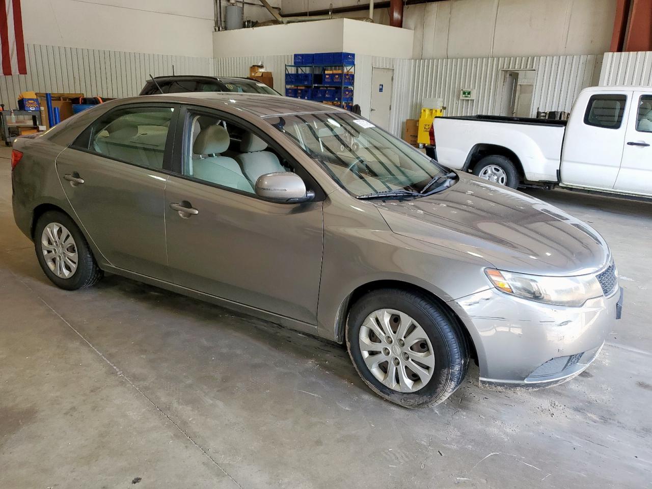 2013 KIA FORTE